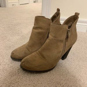 Call it Spring booties